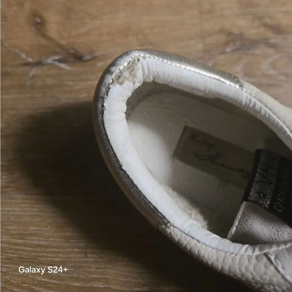 Vintage Havana Gray and White Flats with Gold Star